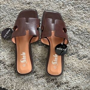 SHEIN Dark Brown Wide Fit Sandals
